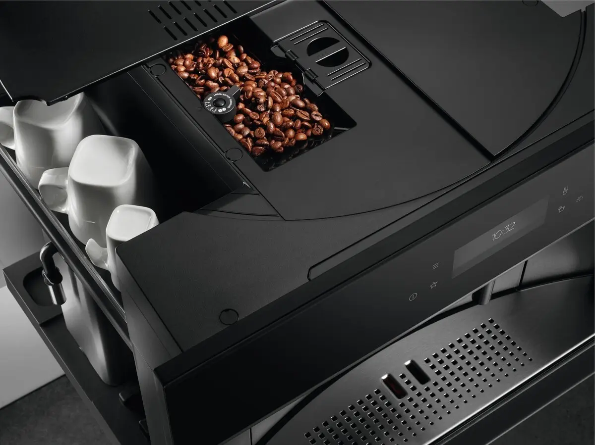 Встраиваемая кофемашина AEG KKB894500B (Black)