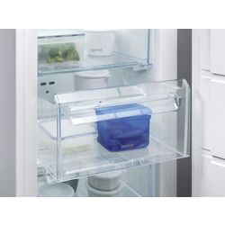 Встраиваемый морозильник-шкаф Electrolux LUT6NF18S (White) Thumb