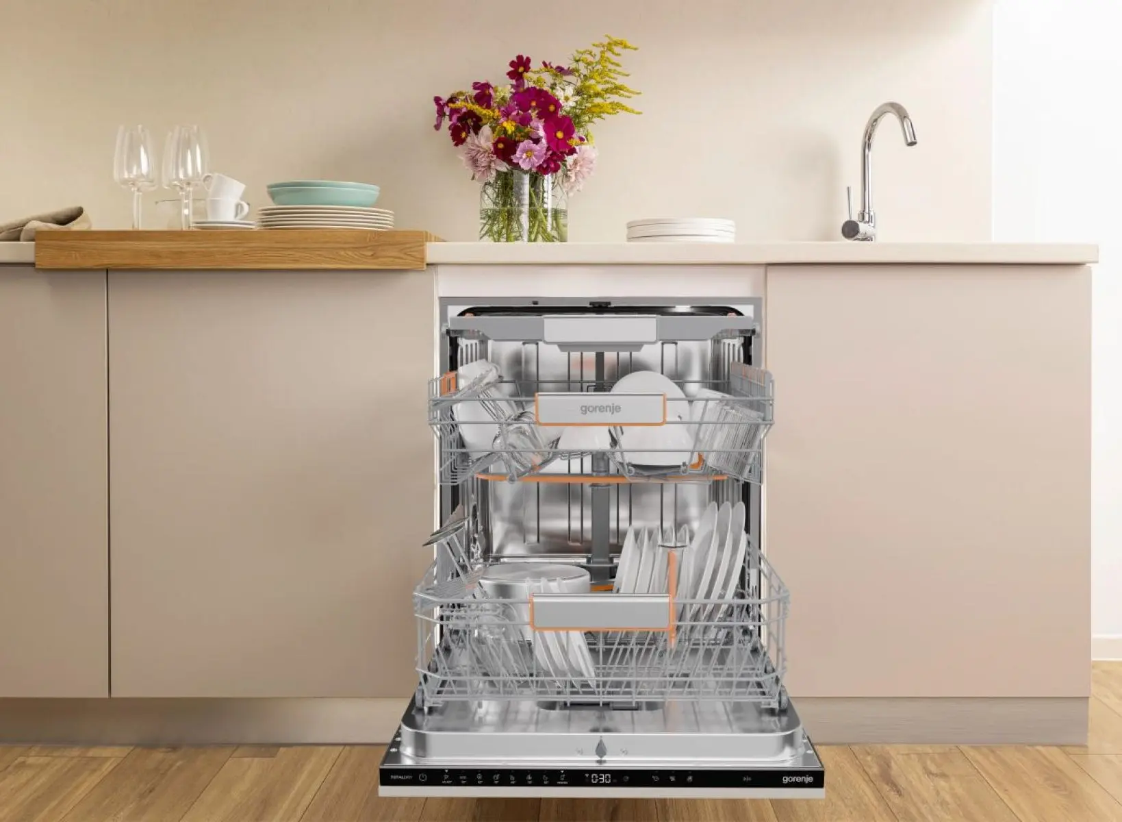 Masina de spalat vase incorporabila Gorenje GV673A65