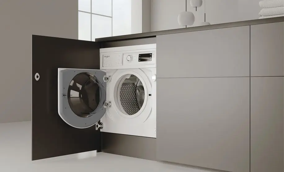 Mașină de spălat încorporabilă Whirlpool BI WMWG 81484 (White) - 2