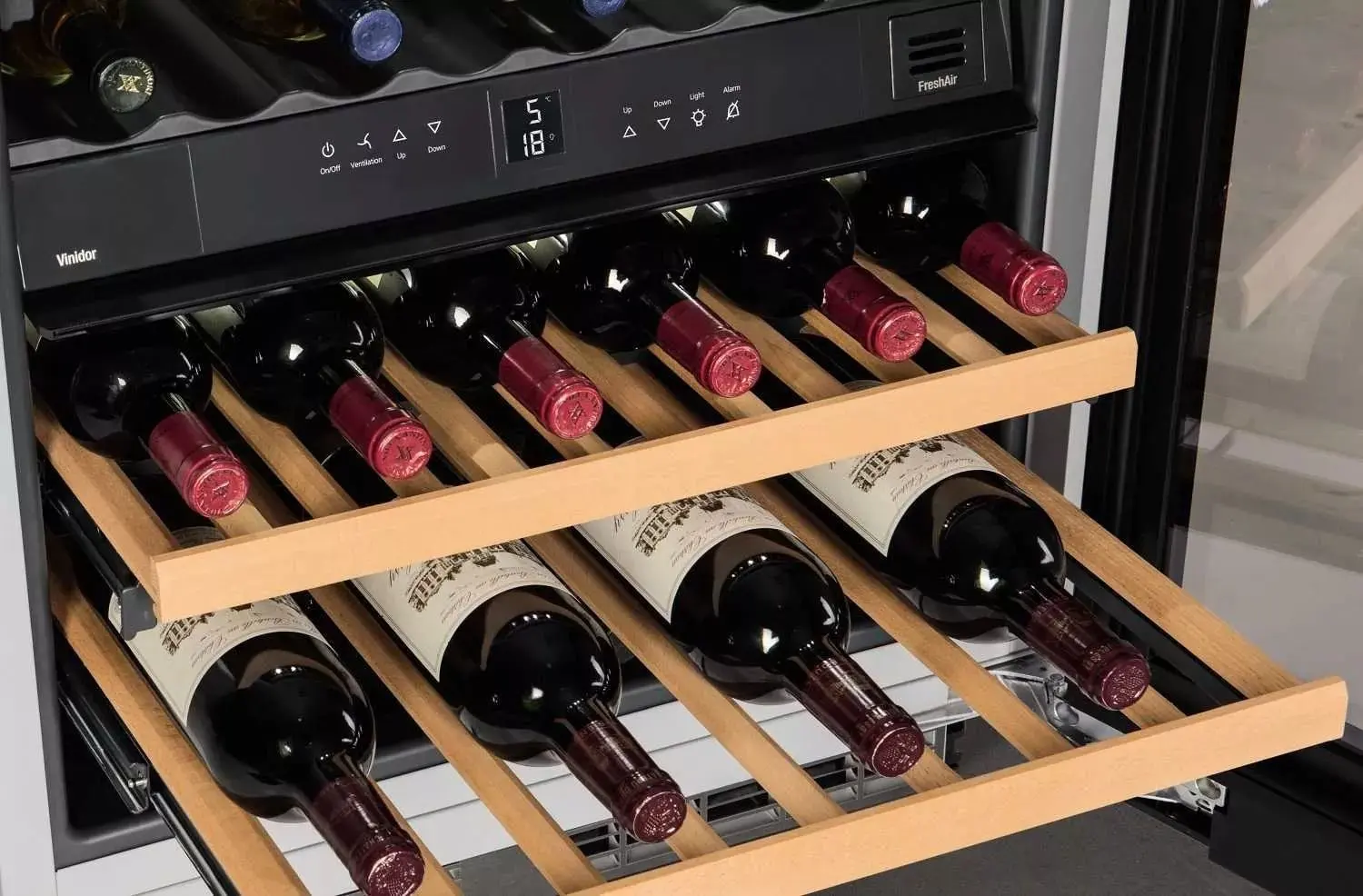 Встраиваемый винный шкаф Liebherr UWTgb 1682 (Black)