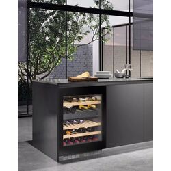 Встраиваемый винный шкаф Liebherr UWTgb 1682 (Black) Thumb