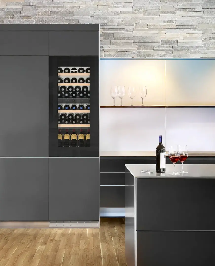 Встраиваемый винный шкаф Liebherr Vinidor EWTgb 2383 (Black)