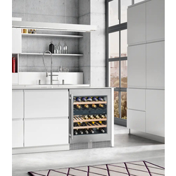 Встраиваемый винный шкаф Liebherr Vinidor UWTes 1672 (Inox) Thumb