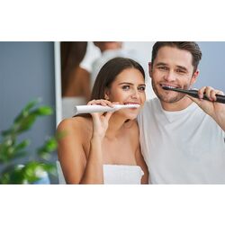 Комплект электрических зубных щеток Bitvae D2 (White/Black) Thumb