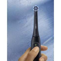 Periuta de dinti electrica Braun Oral-B iO2 (Night Black) Thumb
