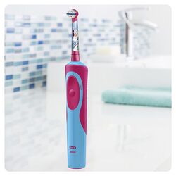 Periuta de dinti electrica Oral-B Kids Vitality D100 Frozen (Pink/Blue) Thumb