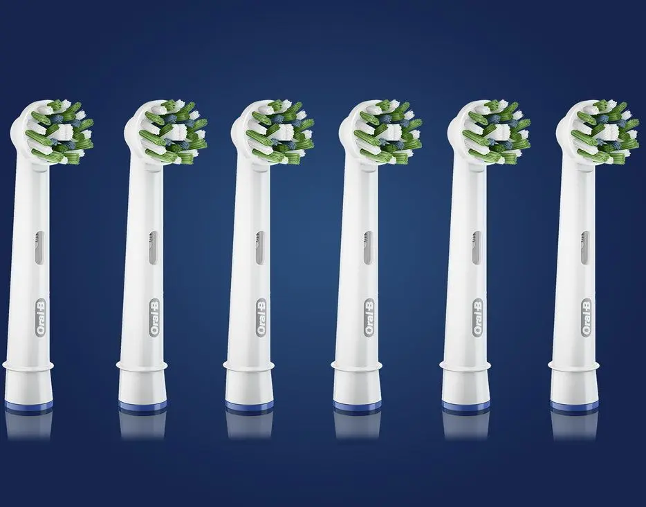 Rezerve pentru periuta electrica Oral-B CrossAction EB50RB-6 (White)