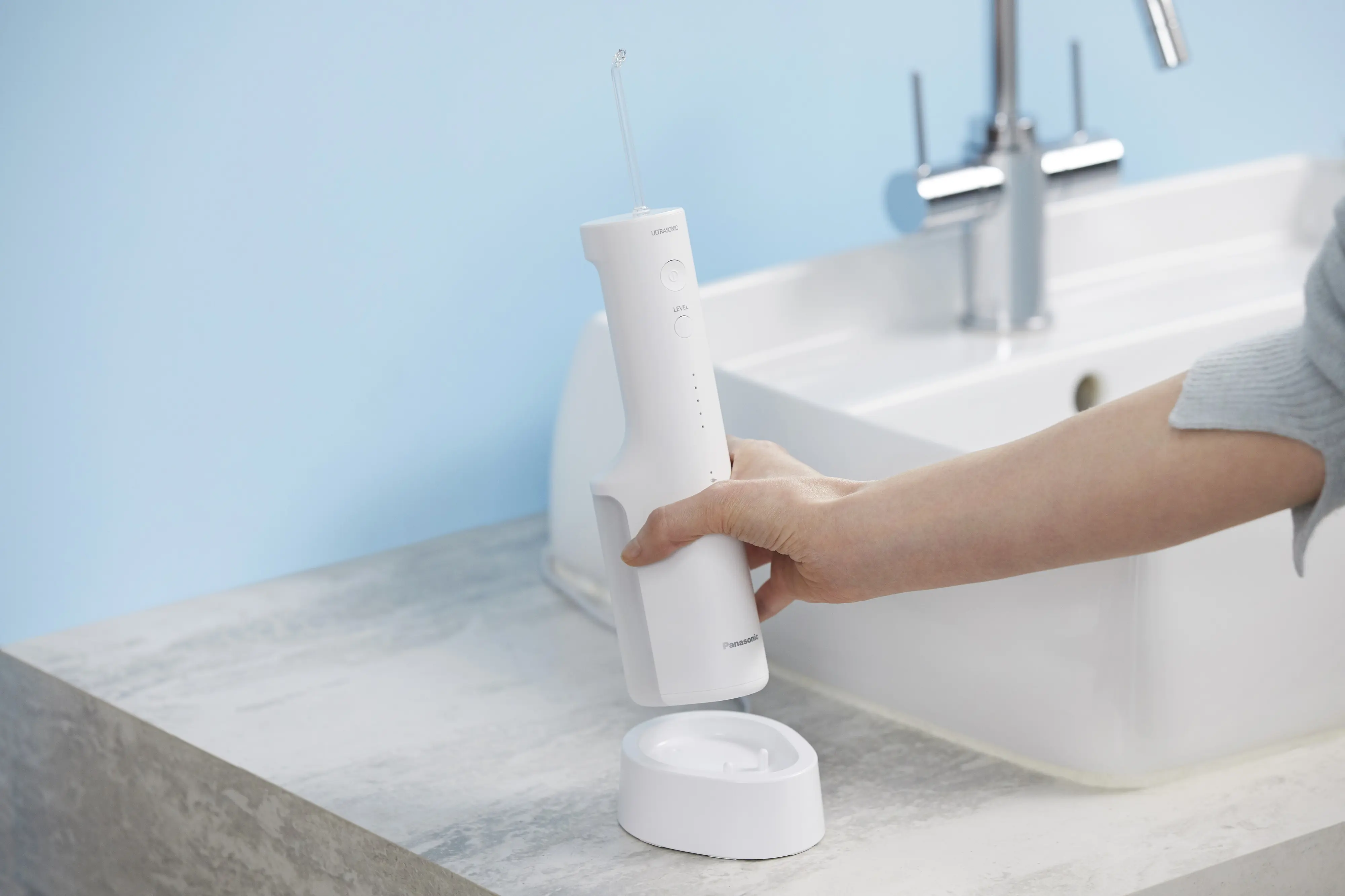 Irigator Panasonic EW-DJ66-W321 (White)