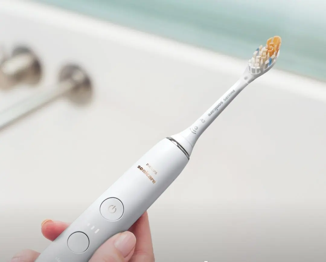 Электрическая звуковая зубная щетка Philips HX9911/19 (White)