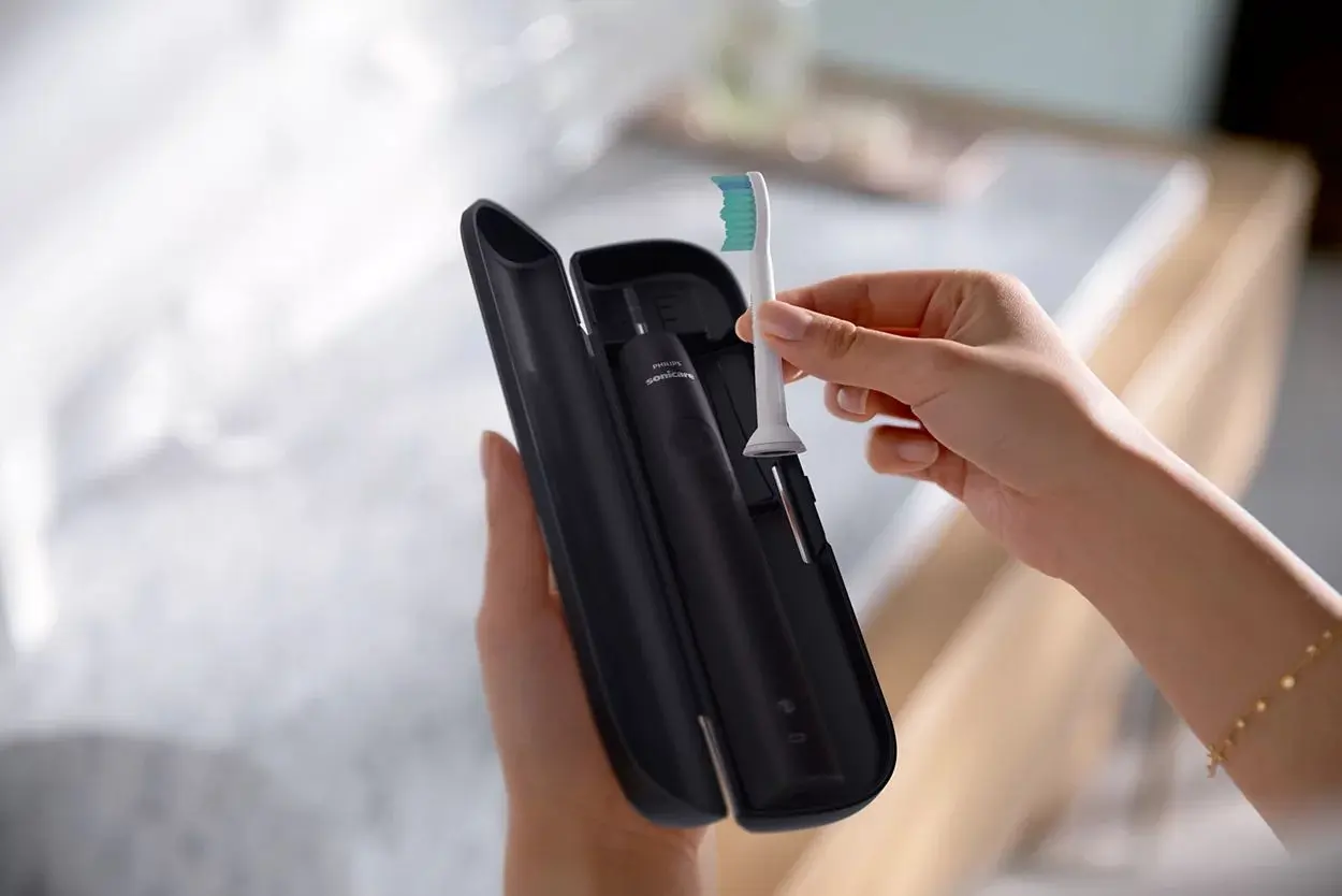 Periuţă de dinţi sonică Philips Sonicare HX3673/14 (Black)