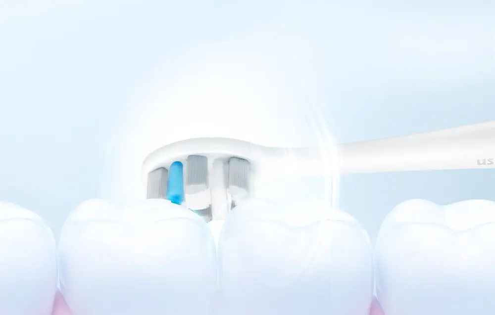 Звуковая зубная щетка Usmile P4 (White) - 2