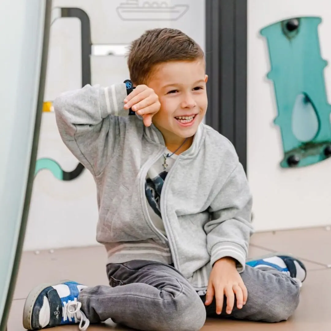 Ceas inteligent pentru copii Elari KidPhone 4G Lite (Black)