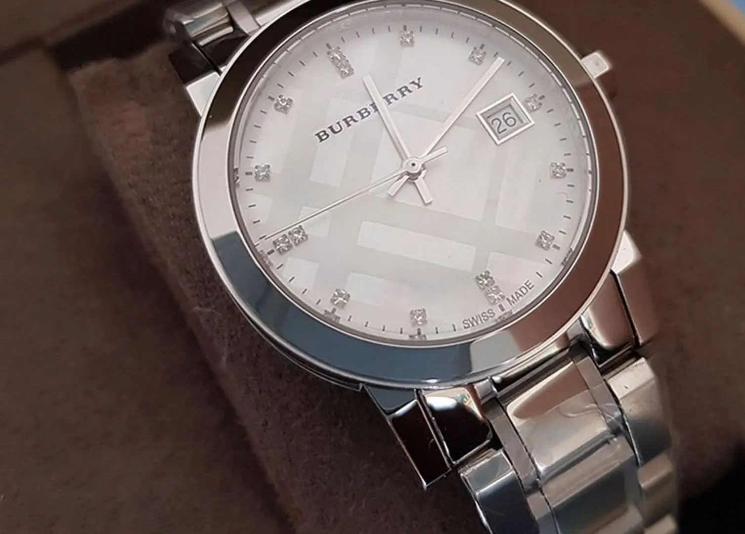 Наручные часы Burberry The City BU9125 (Silver) - 3