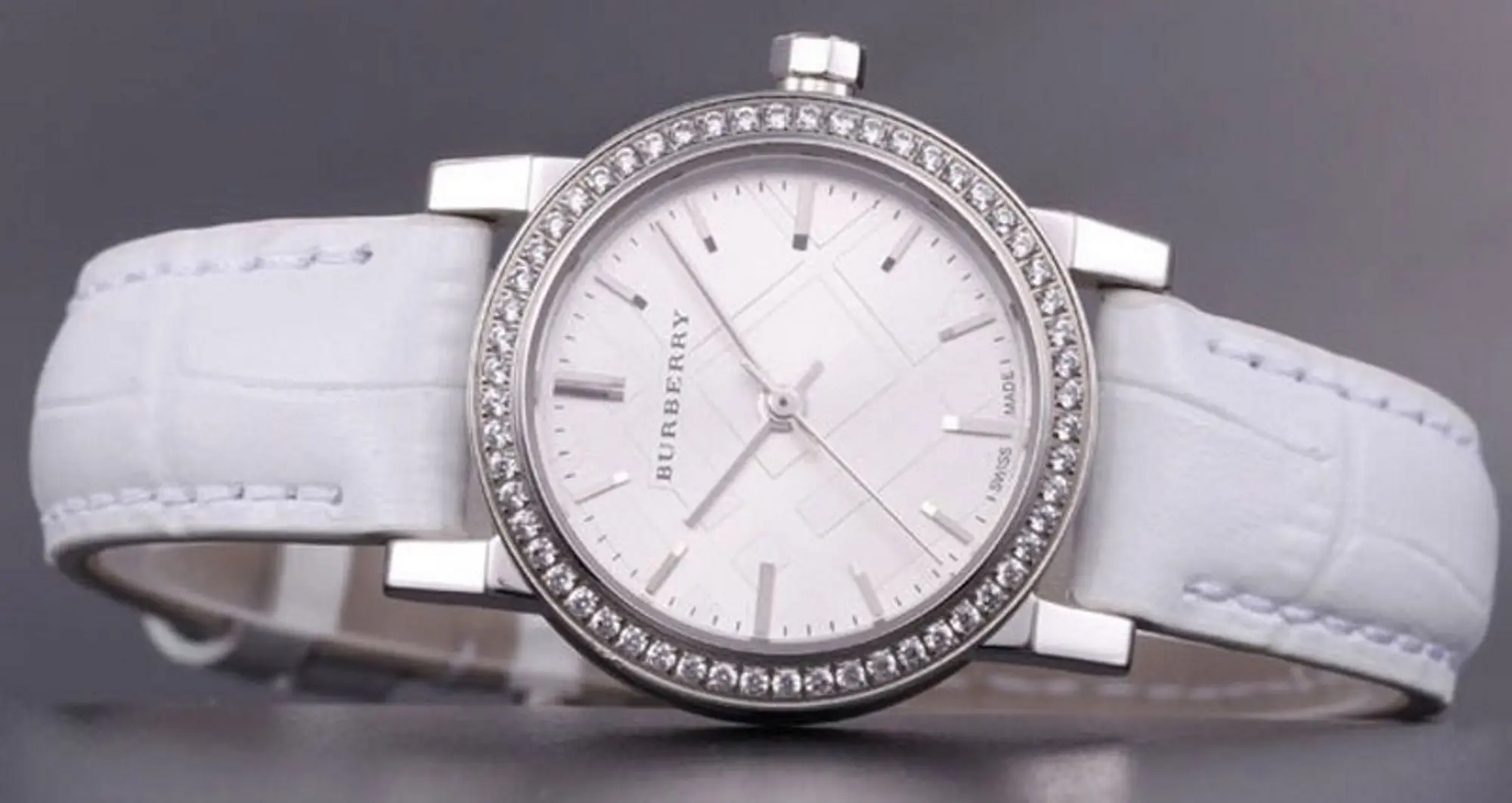 Наручные часы Burberry The City BU9221 (White/Silver) - 2