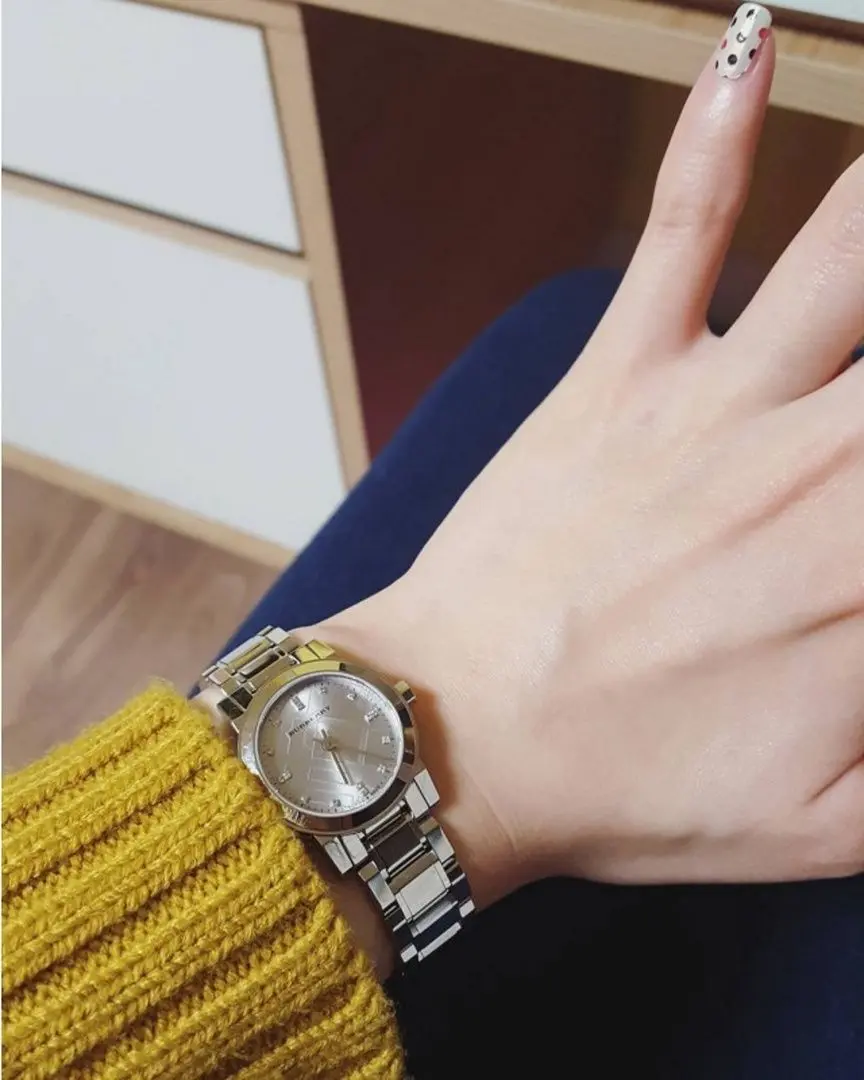 Наручные часы Burberry The City BU9230 (Silver) - 3