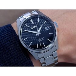 Наручные часы Seiko Presage SPB203J1 (Silver/Black) Thumb