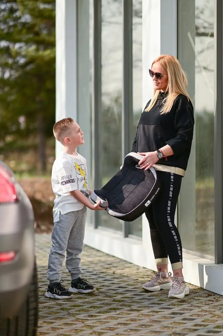 Автокресло Bertoni (Lorelli) Safety Junior Fix (Black) - 5