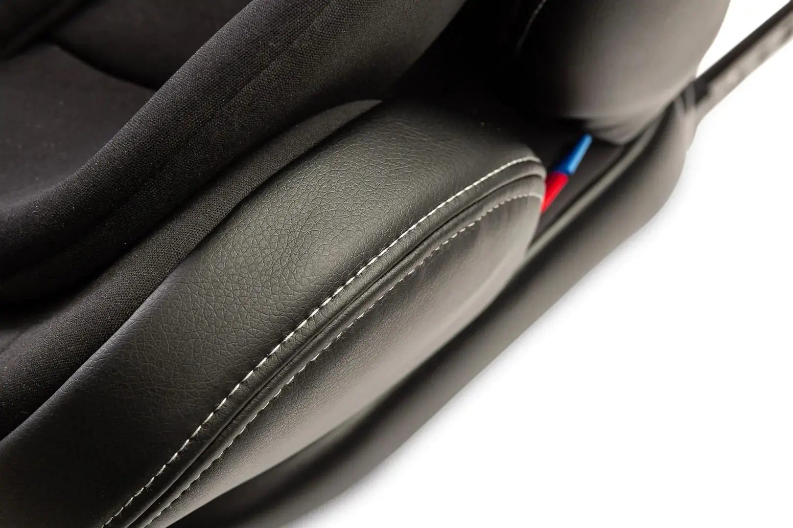 Автокресло Caretero Mundo (Black)