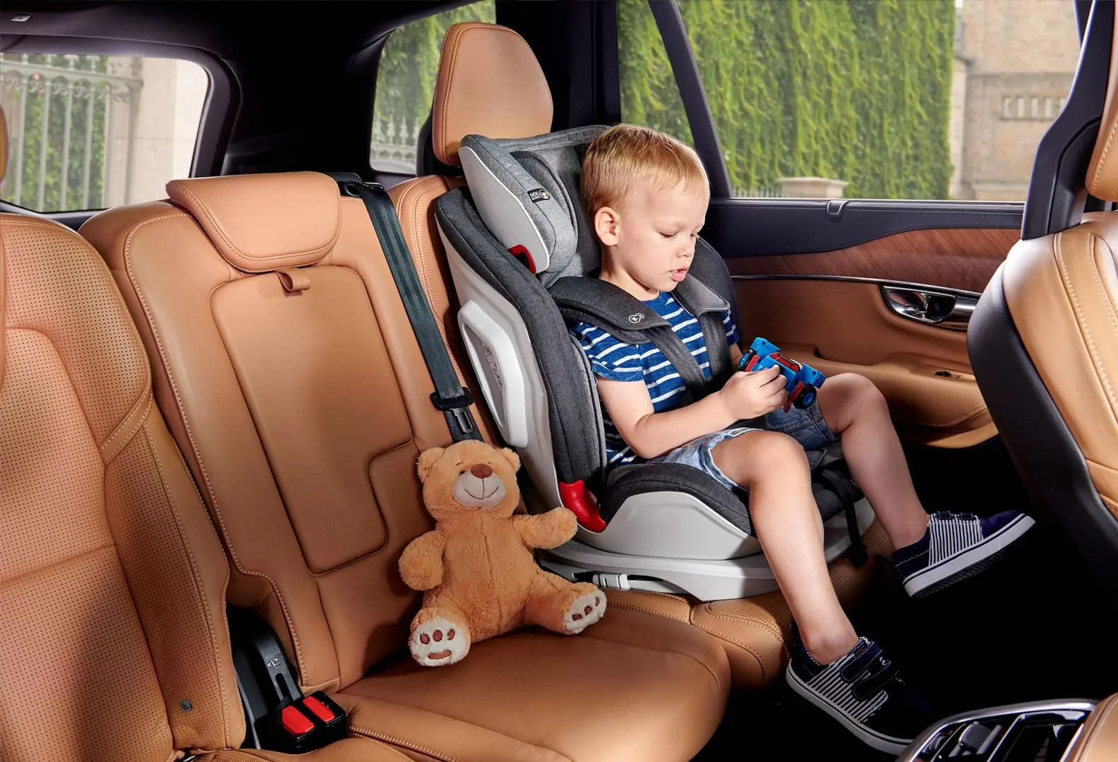 Автокресло KinderKraft Oneto 3 Isofix KKFONE3BLK0000 (Gray/White) - 6