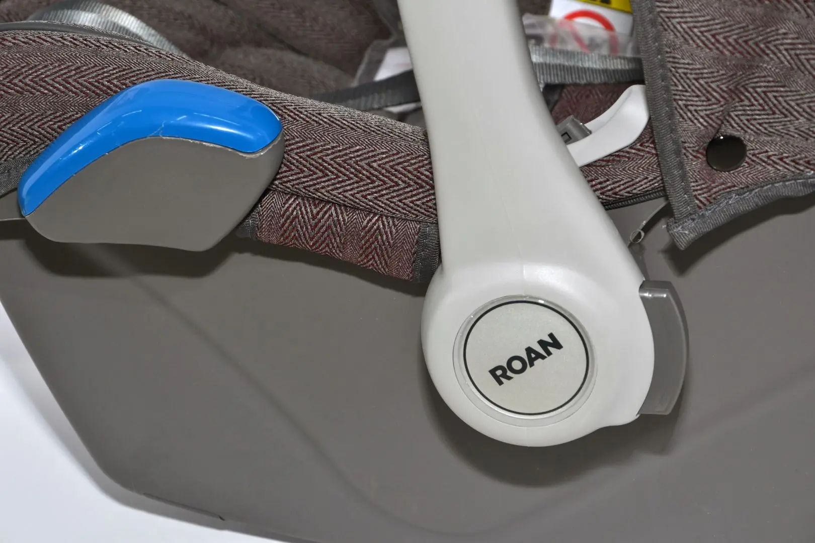 Scaun auto Roan Bass (Brown/Gray)