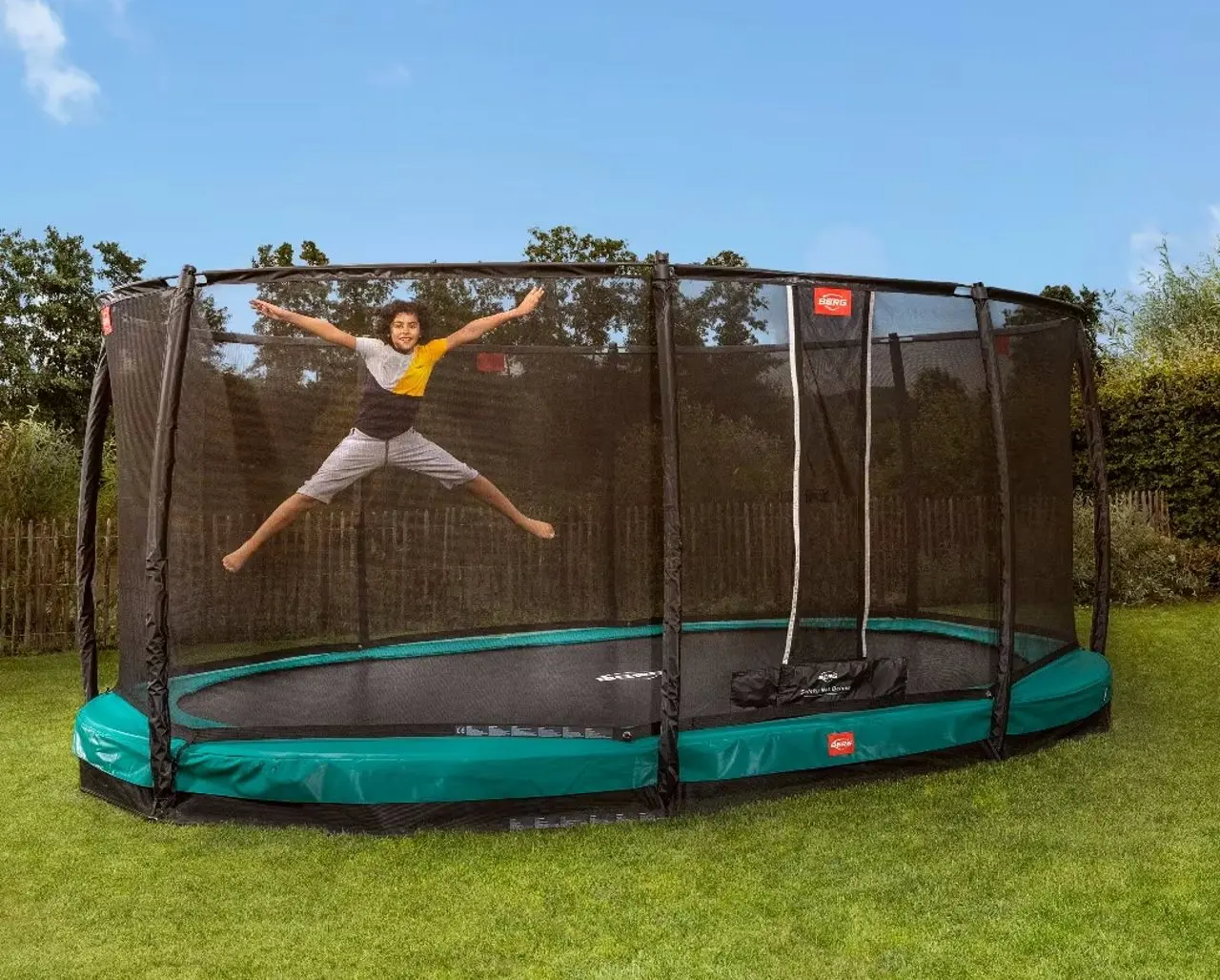 Батут с защитной сеткой Berg Grand Champion InGround 30.33.73.71 (Black/Green) - 5