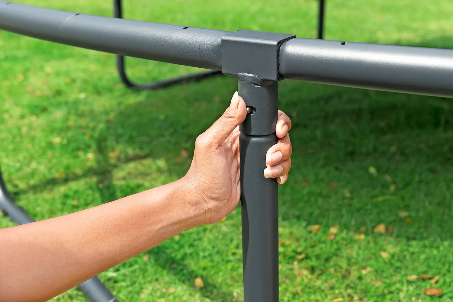 Батут с защитной сеткой Bestway Xtreme Air 59103BW (Blue/Black)