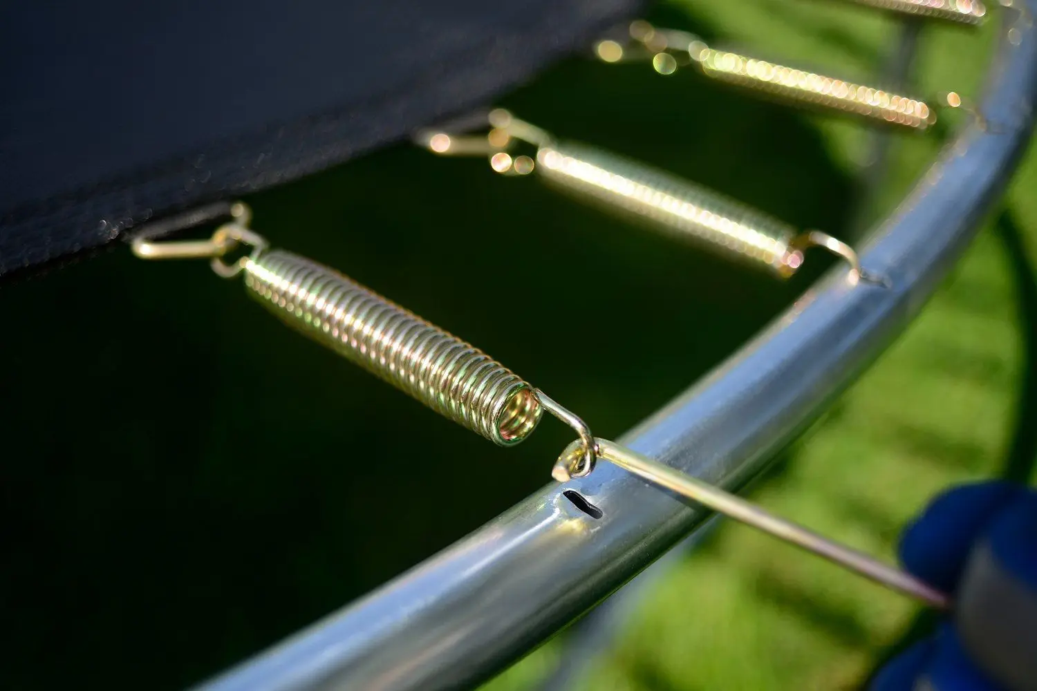 Trambulina cu plasa de protectie FunFit 841 252cm (Black/Blue)