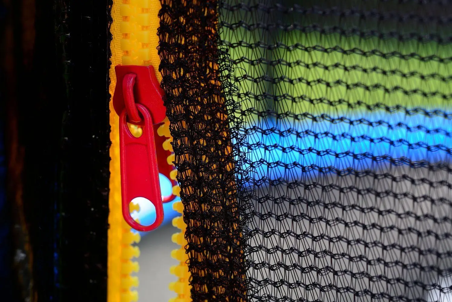 Trambulina cu plasa de protectie FunFit 844 404cm (Black/Blue)