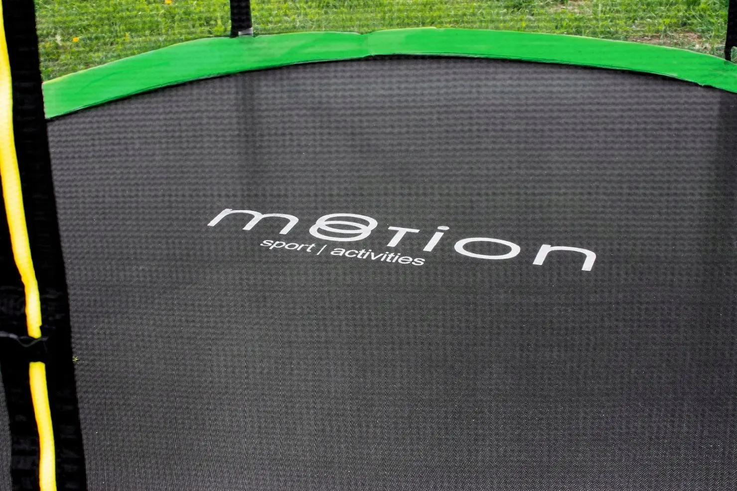 Trambulina cu plasa de protectie Jumi Motion OM-258662 305cm (Black/Green)