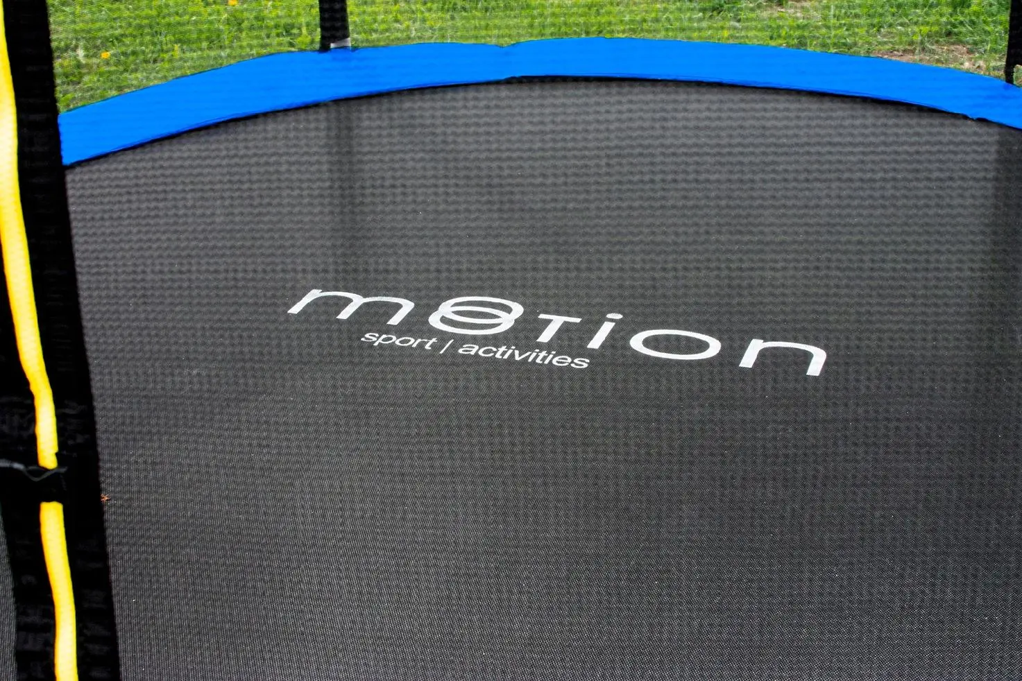 Trambulina cu plasa de protectie Jumi Motion OM-710221 244cm (Black/Blue)