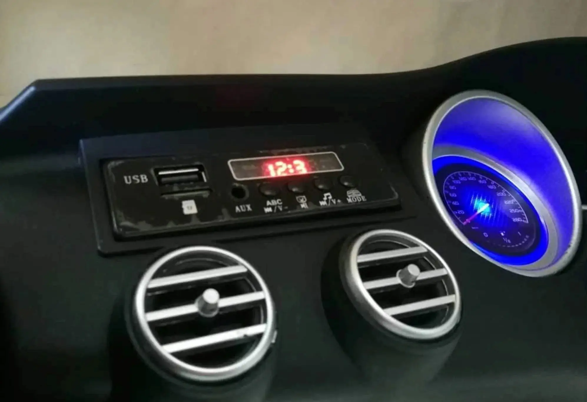 Электромобиль Kids Car Mercedes-Benz AMG GLC 63S (Blue) - 9