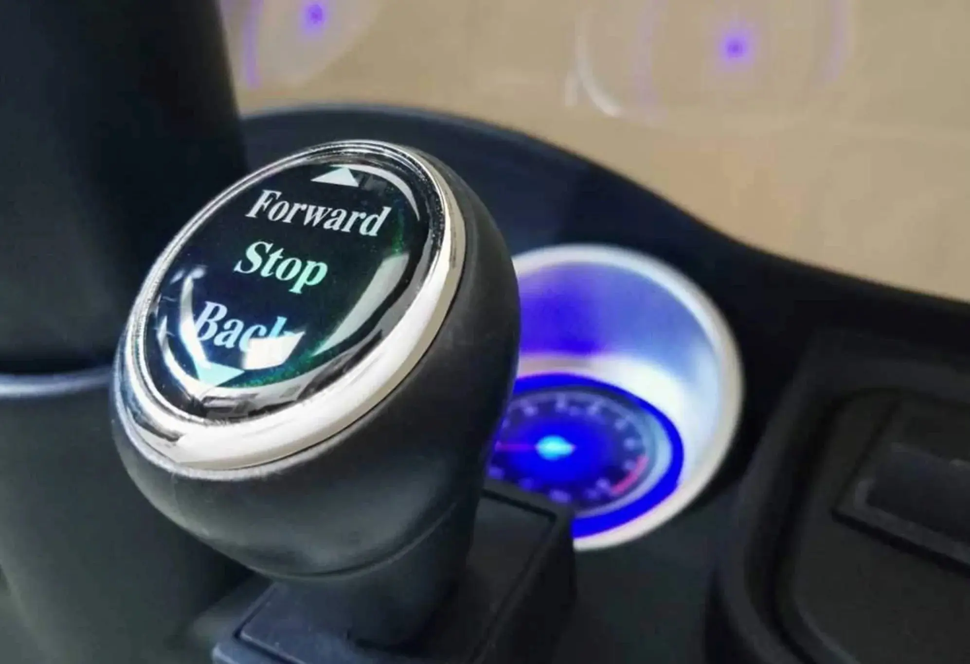 Электромобиль Kids Car Mercedes-Benz AMG GLC 63S (Blue) - 10
