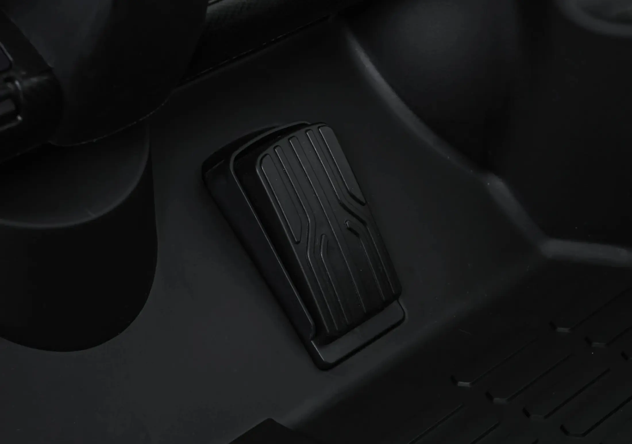 Masinuta electrica Ramiz Lamborghini Veneno (Black)