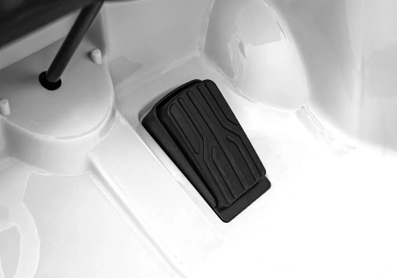 Masinuta electrica Ramiz Mercedes Benz EQA 250 (White) - 11