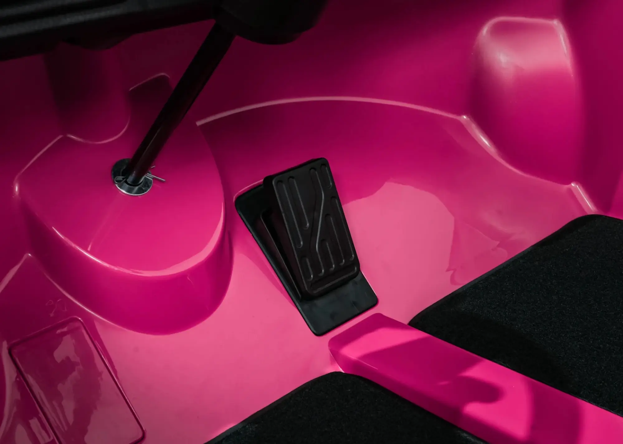 Masinuta electrica Ramiz Porsche 911 GT 3 Strong (Pink)