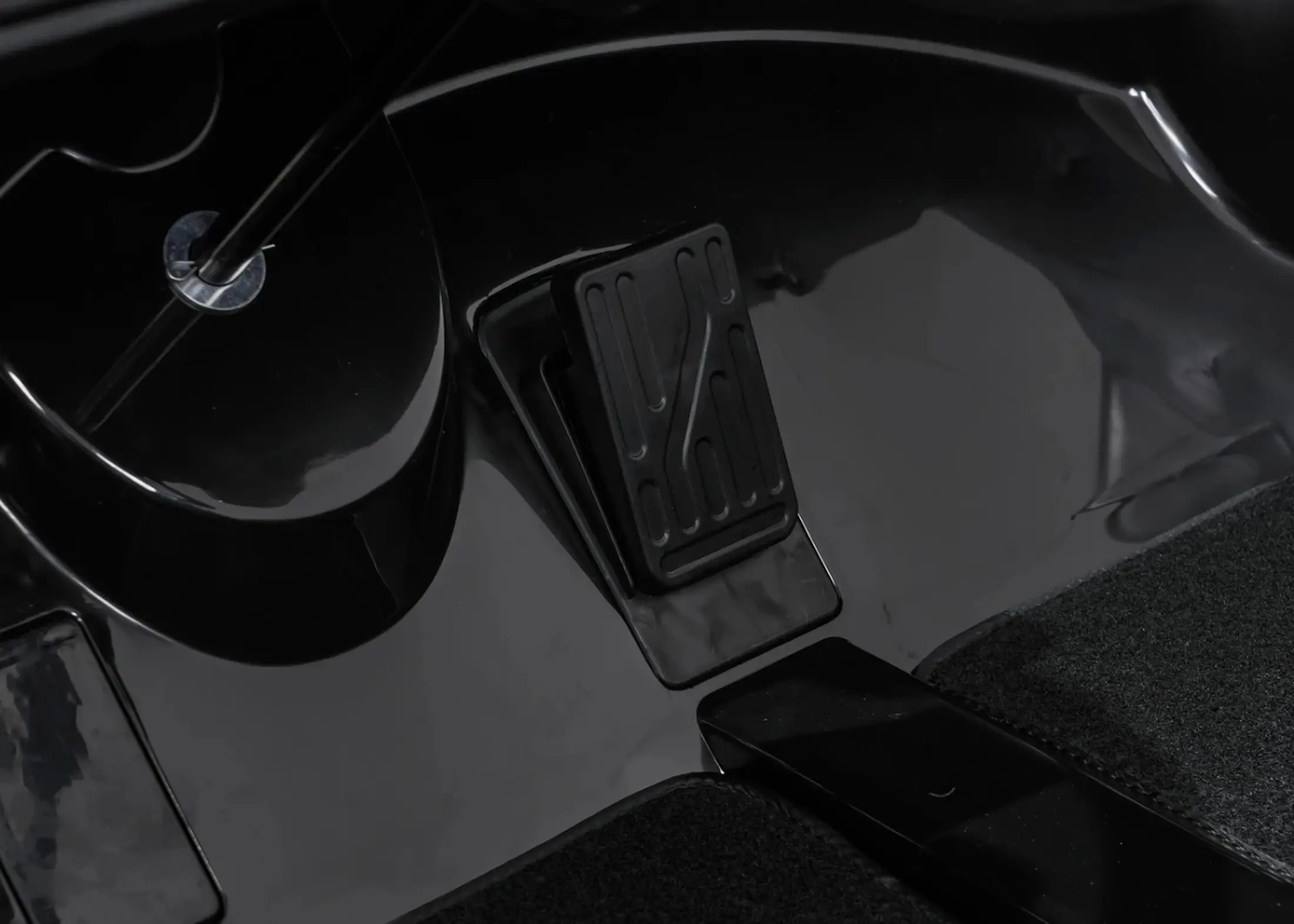 Masinuta electrica Ramiz Porsche 911 GT3 Strong MP4 (Black)