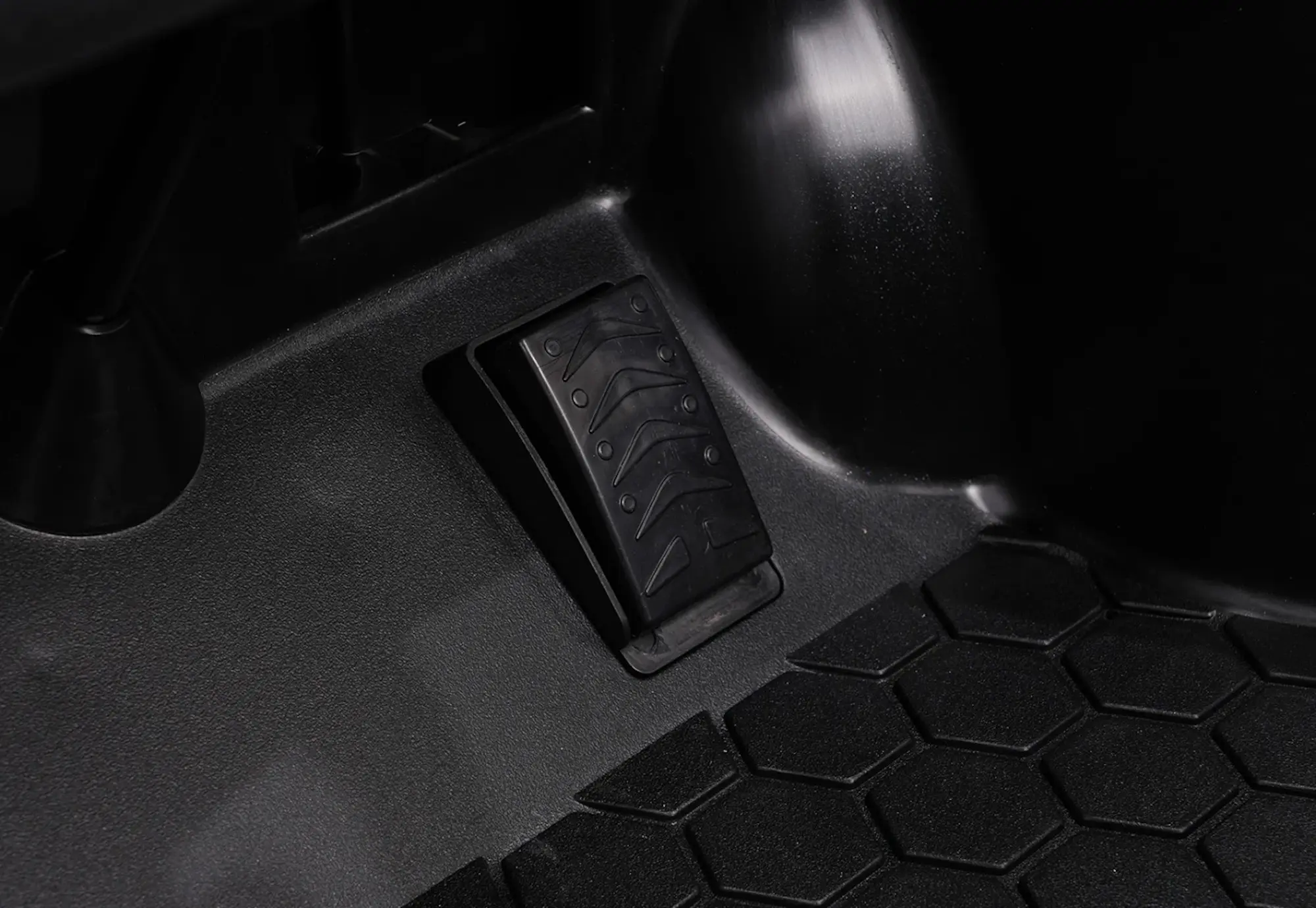 Masinuta electrica Ramiz Porsche Cayenne (Black)