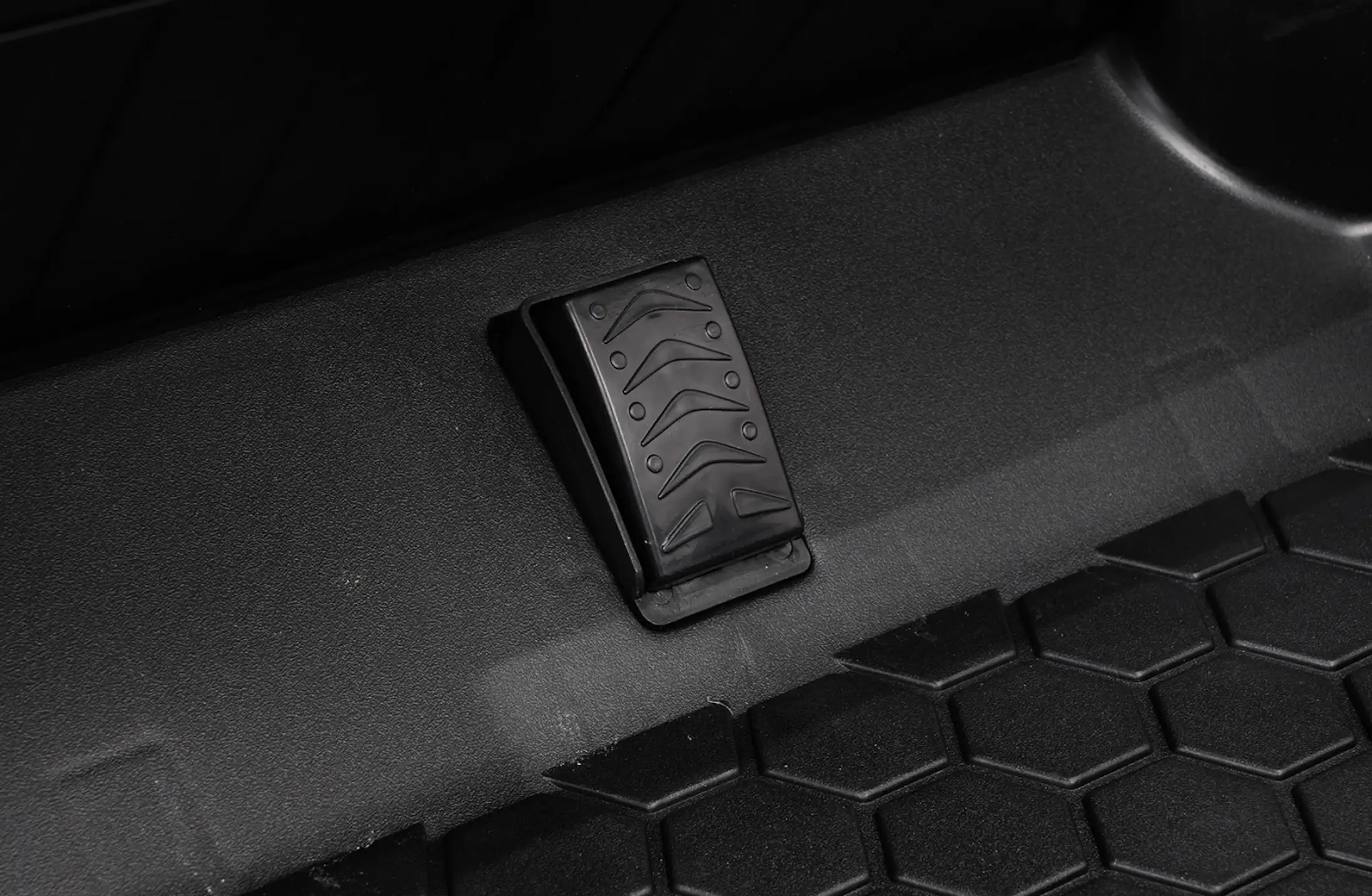 Masinuta electrica Ramiz Porsche Taycan Turbo S (Black)