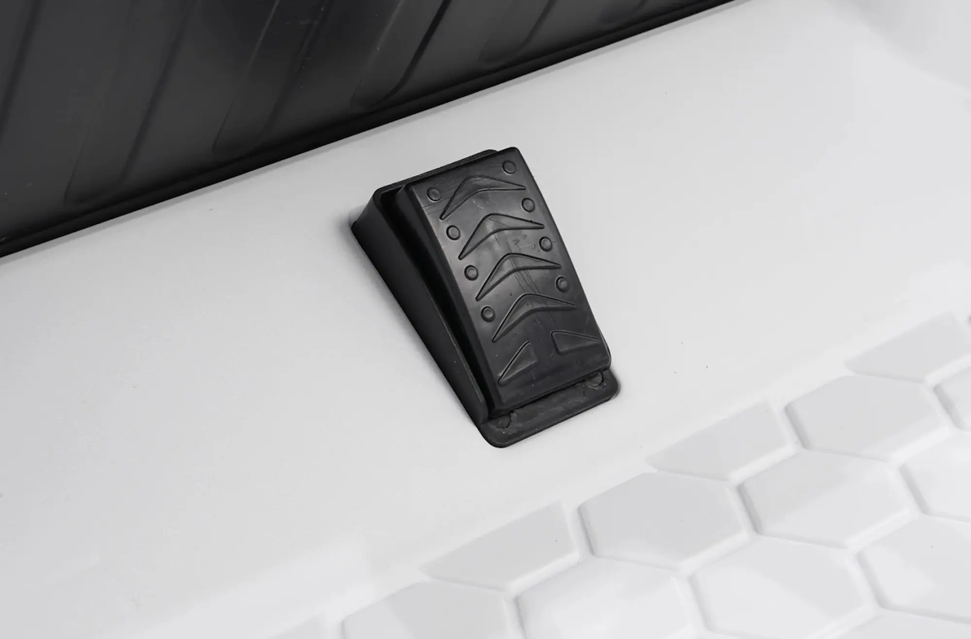 Электромобиль Ramiz Porsche Taycan Turbo S (White)