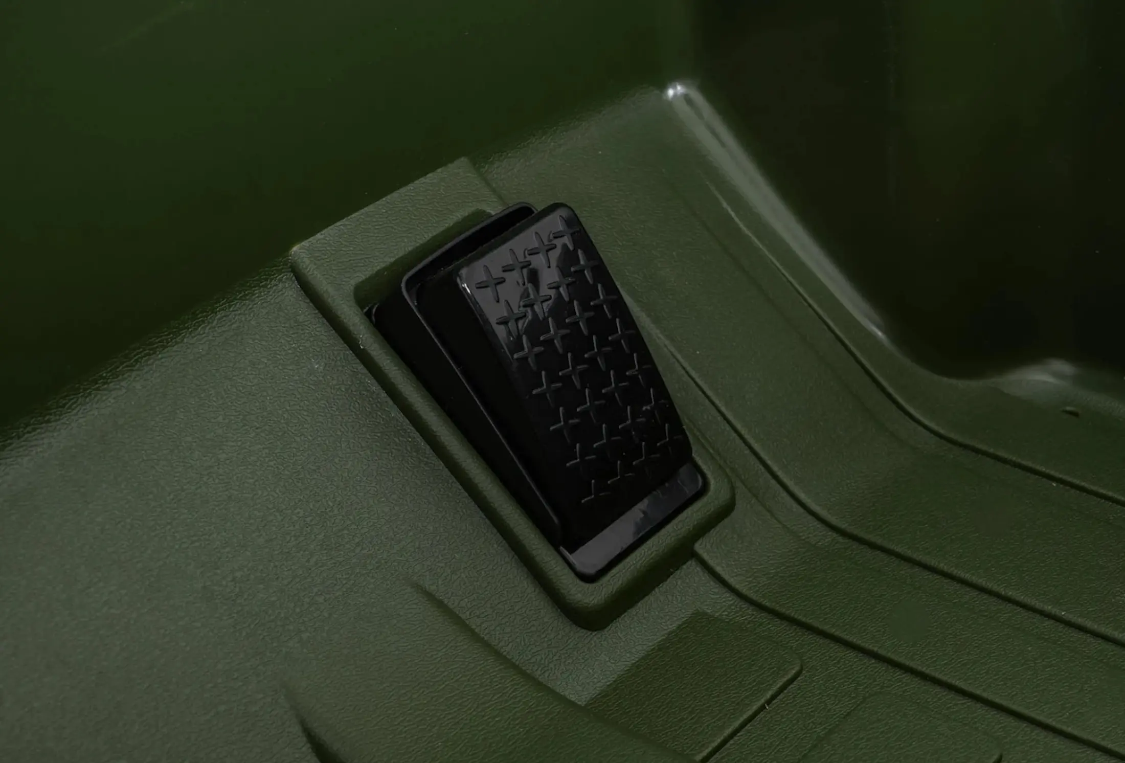 Masinuta electrica Ramiz Toyota Land Cruiser Prado (Green)