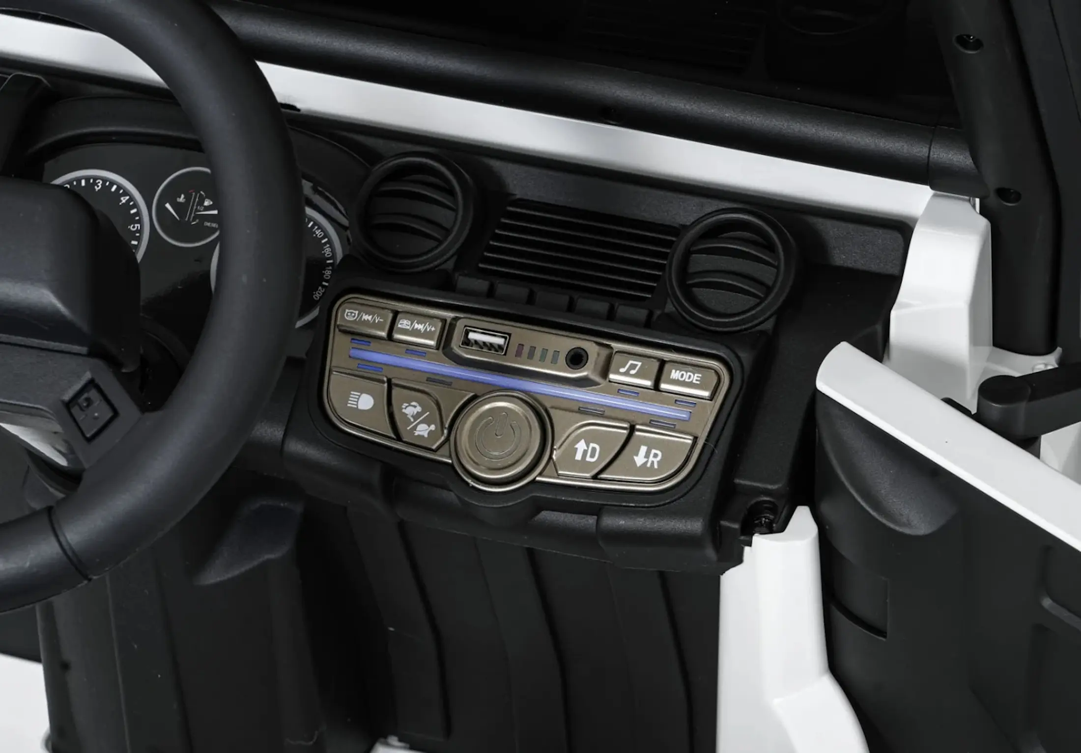 Masinuta electrica Ramiz Land Rover Defender 110 SVX Concept (White)