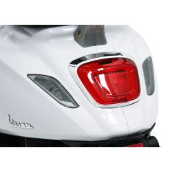Scuter electric Vespa Roma (White) Thumb