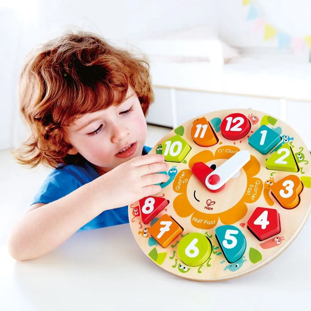 Joc de dezvoltare Hape Chunky Clock E1622