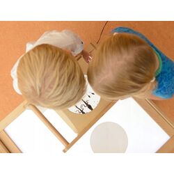 Бизиборд Masterkidz Magnifying Stand (Wood) Thumb