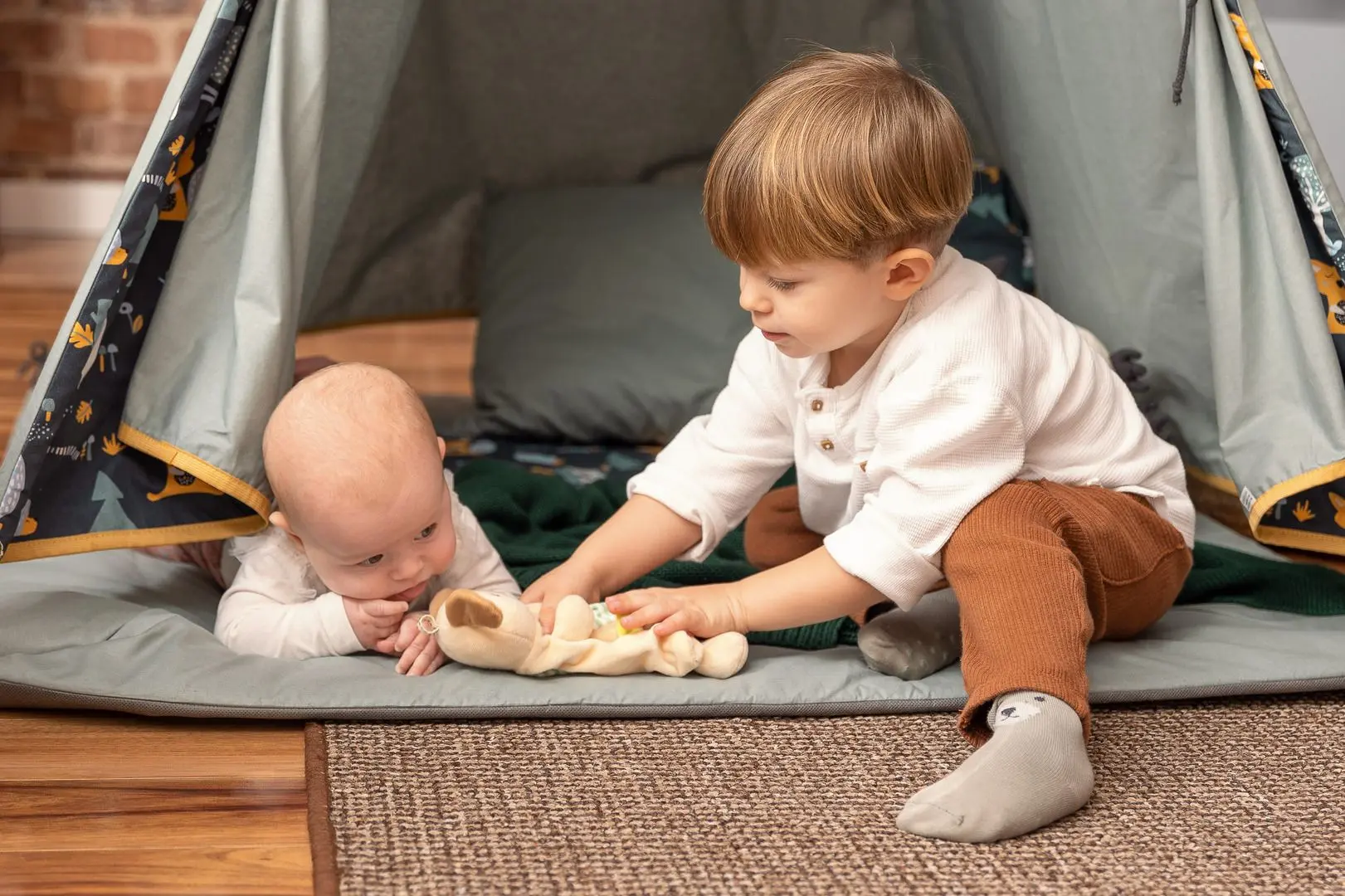 Cort de joaca Sensillo Tipi Meadow (Green)