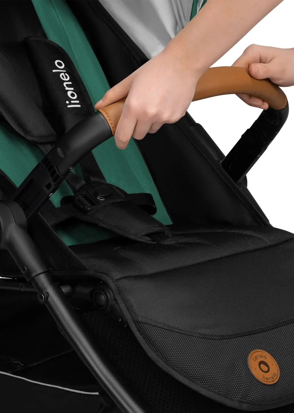 Carucior de plimbare Lionelo Natt (Green Emerald)