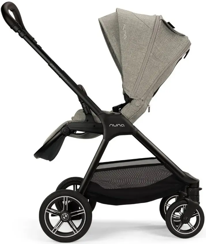 Carucior de plimbare Nuna BMW TRIV Next (Graphene)