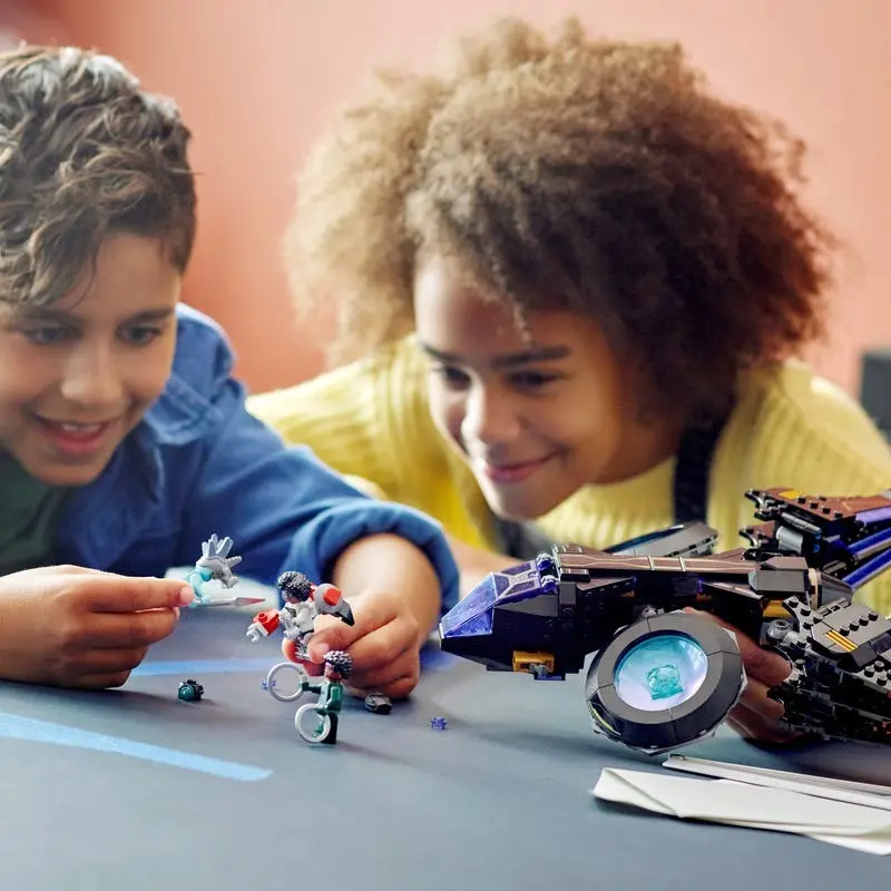 Constructor Lego Shuri's Sunbird