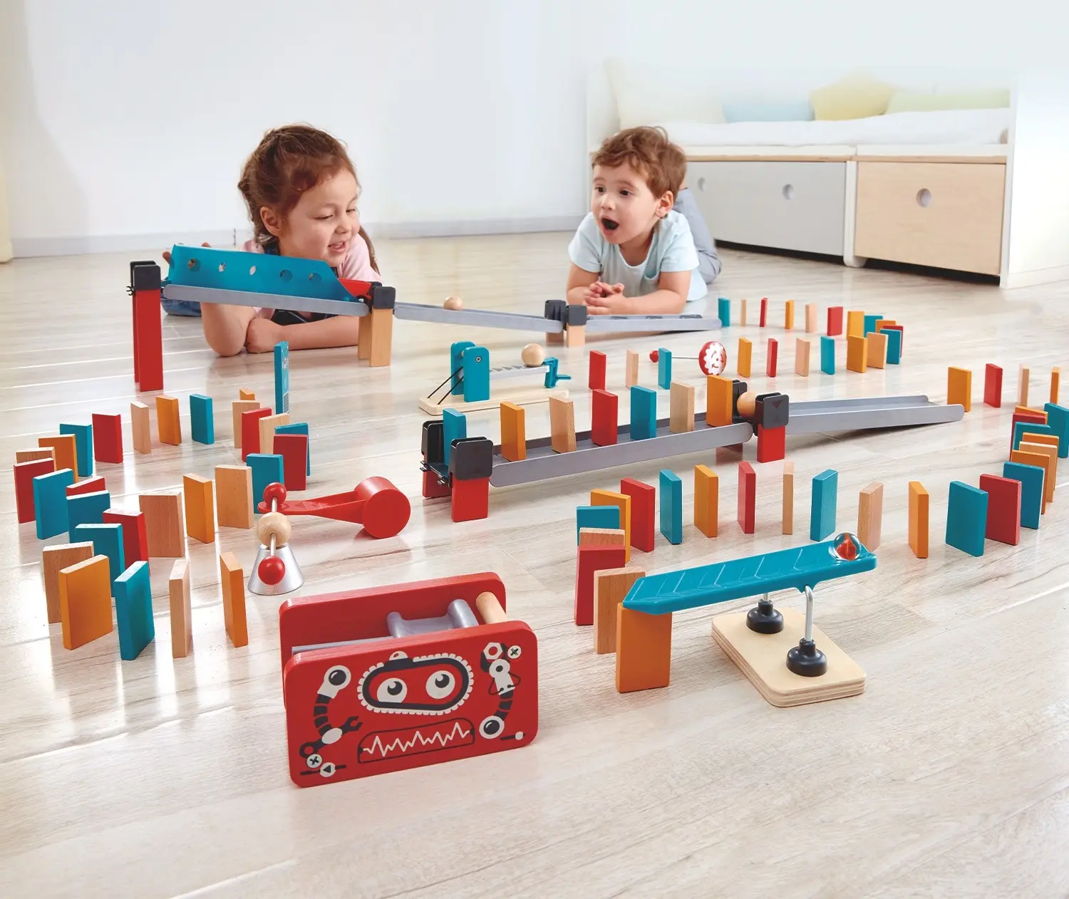 Joc de masa Hape Robot Factory Domino